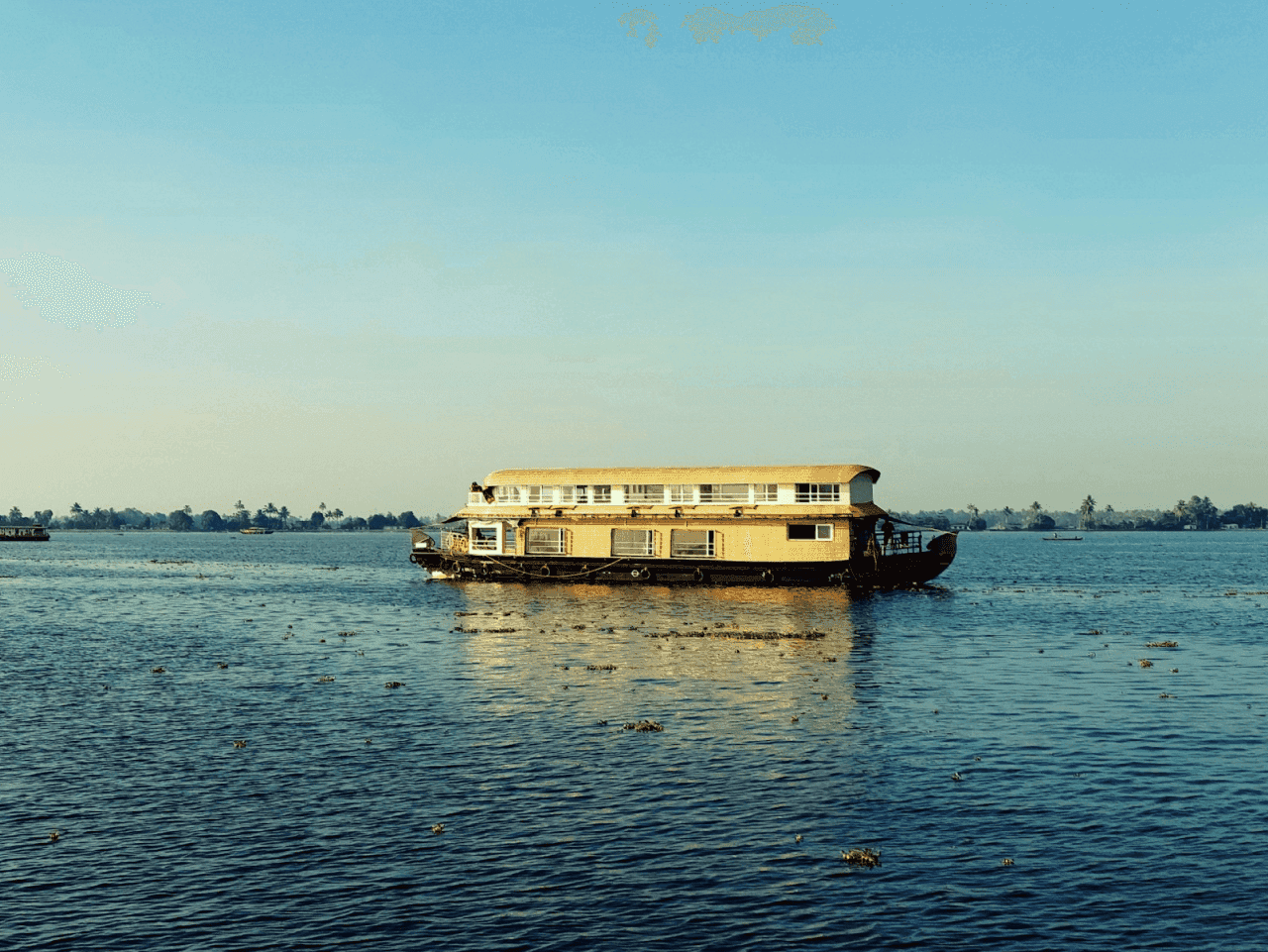 Overnight Houseboat Stay